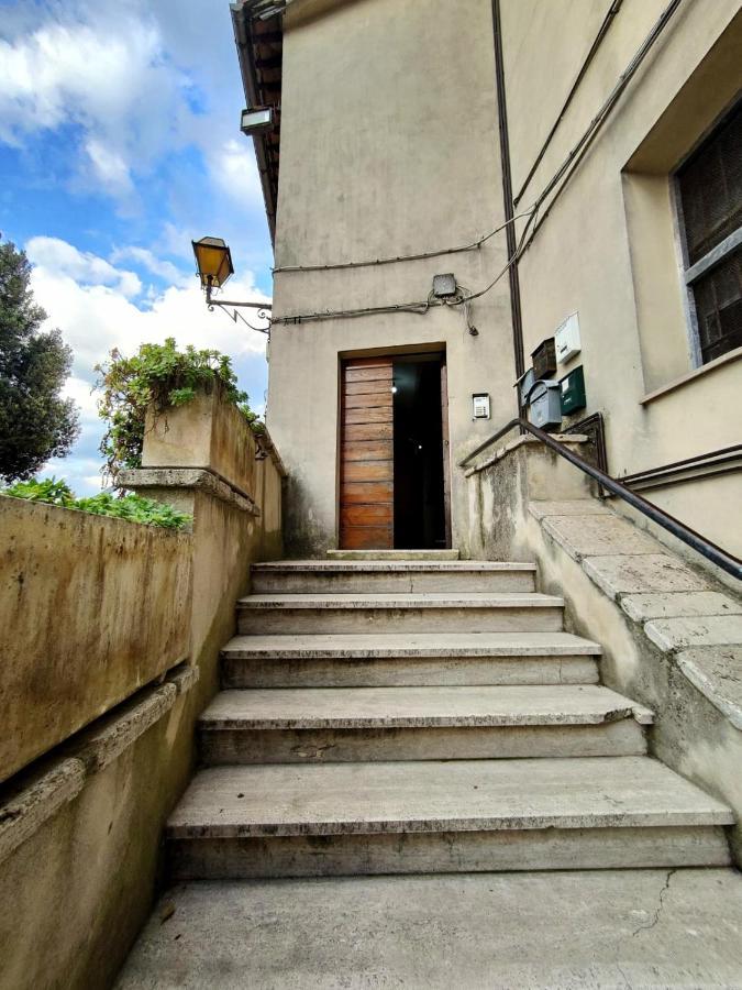 La Casa In Piazza Apartment Toffia Luaran gambar