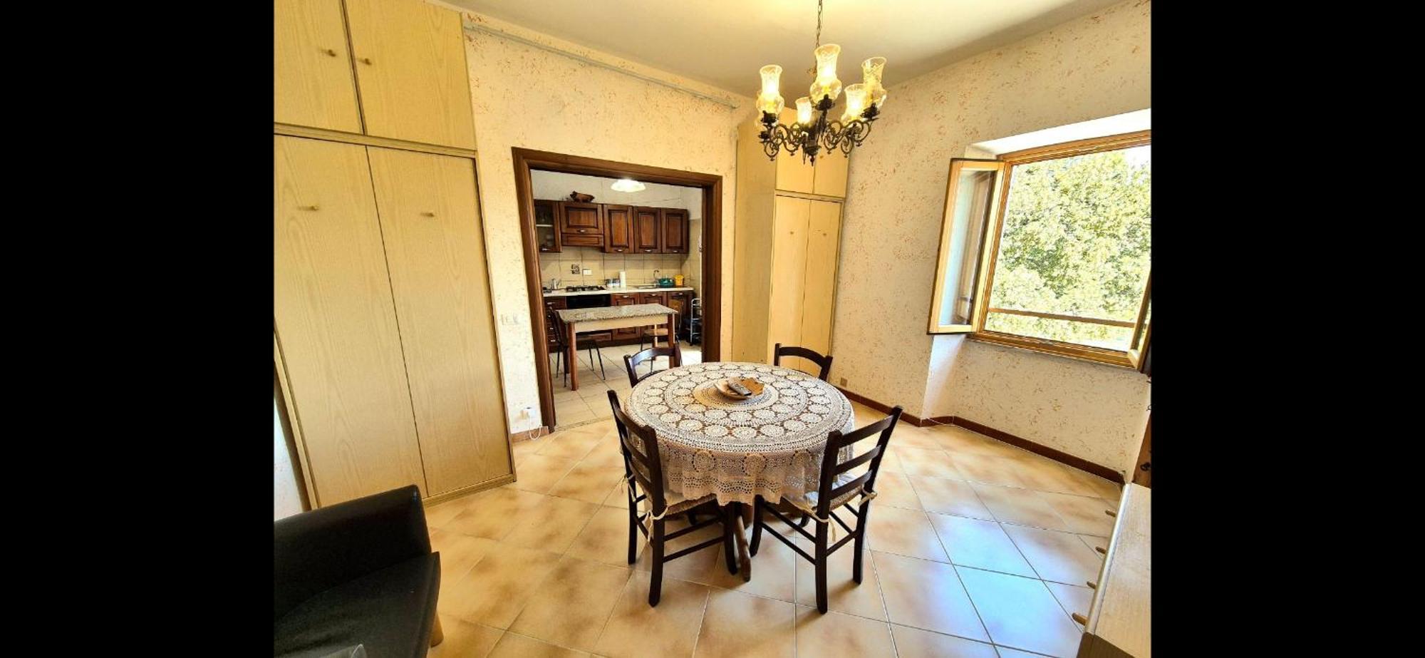 La Casa In Piazza Apartment Toffia Luaran gambar